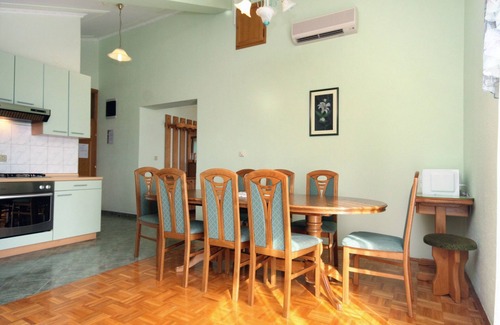 Kraj Apartment | Four-bedroom apartment near beach Kraj, Pašman (A-334-f)