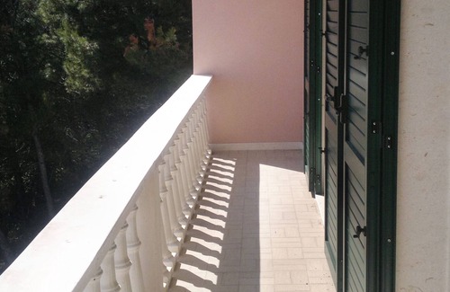 Medici Apartment | Four-bedroom apartment with terrace and sea view Medići, Omiš (A-7461-a)