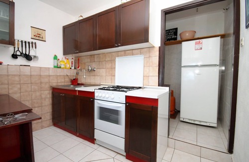 Gdinj Apartment | Four-bedroom apartment with terrace and sea view Cove Torac, Hvar (A-581-a)