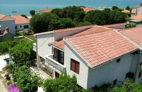 Vrsi Apartment | Four-bedroom apartment with terrace and sea view Vrsi - Mulo, Zadar (A-5791-a)