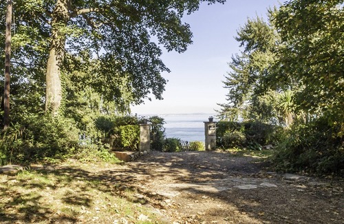 Bembridge House | Four Bedroom Holiday House Bembridge - 200 Yards From Beach - Good Reviews.