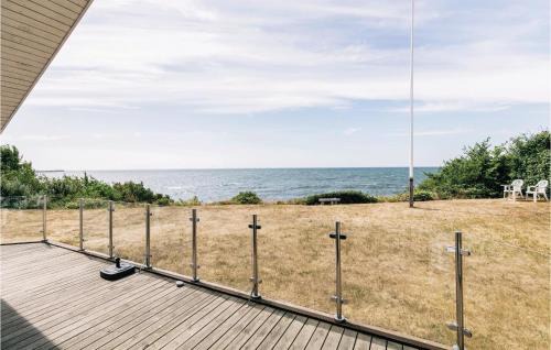 Ronne House | Four-Bedroom Holiday Home In Ronne