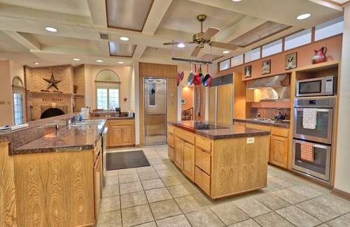 Wimberley House | Four Bedroom Ranch House with Swimming Pool Access on 75 Acres