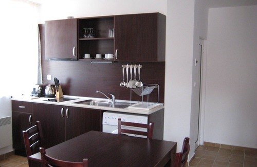 Shiligarnika Apartment | Four Leaf Clover Apartments to Rent