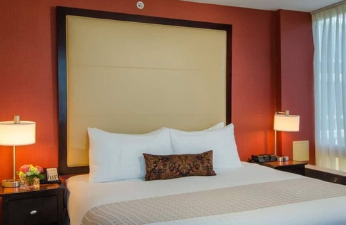 Dupont Circle House | Four Modern Units in the Heart of DC! Pets are Welcome, w/ Private Parking