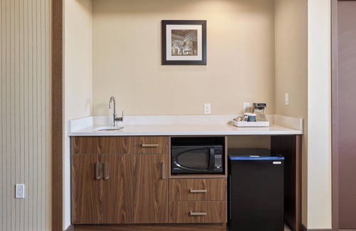 Sherwood Park Hotel | Four Points By Sheraton Sherwood Park