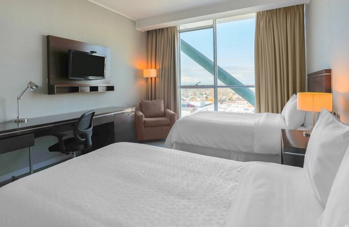 Los Angeles Hotel | Four Points by Sheraton Los Angeles
