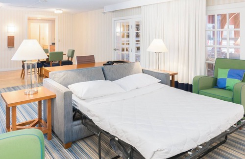 Eastham Hotel | Four Points by Sheraton Eastham Cape Cod