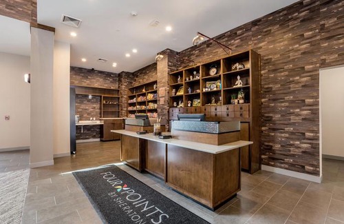 Simonton Lake Hotel | Four Points by Sheraton Elkhart