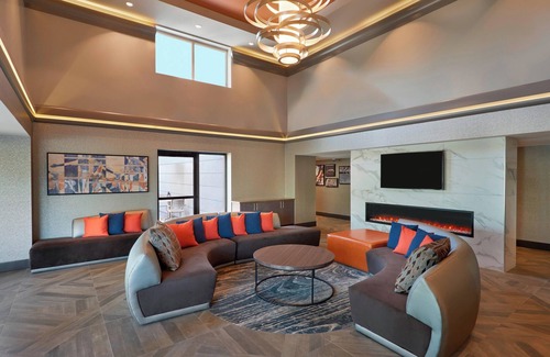 Hamilton Hotel | Four Points by Sheraton Hamilton - Stoney Creek