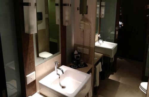 Whitefield Hotel | Four Points by Sheraton Bengaluru, Whitefield