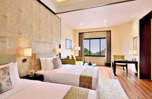 Srinagar Hotel | Four Points By Sheraton Srinagar