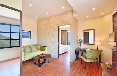 Srinagar Hotel | Four Points By Sheraton Srinagar