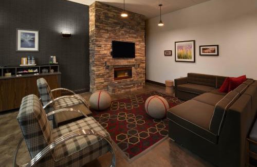 Downtown Juneau Hotel | Four Points by Sheraton Juneau