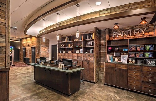 Downtown Juneau Hotel | Four Points by Sheraton Juneau