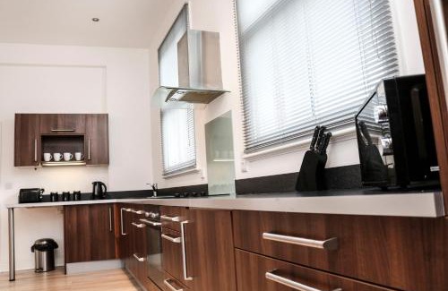 Hull Old Town Apartment | Four Princes Dock
