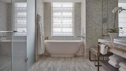 Tribeca Hotel | Four Seasons Hotel New York Downtown