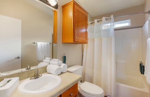Pinetop Resort | Four Seasons of Fun! Near Hiking, Fishing, Skiing, Golf