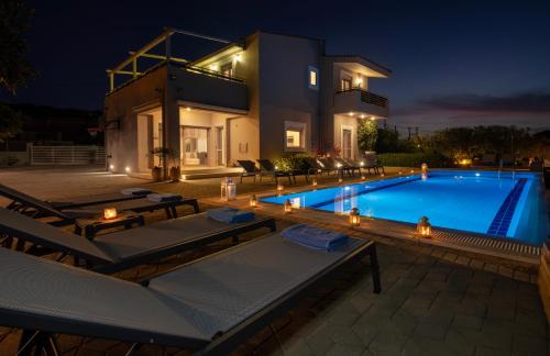 Gouves Villa | Four Seasons private villa - seaview - big heated pool - gym - sport activities