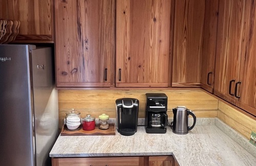 Saluda Cabin | Four Winds Retreat on the Green River