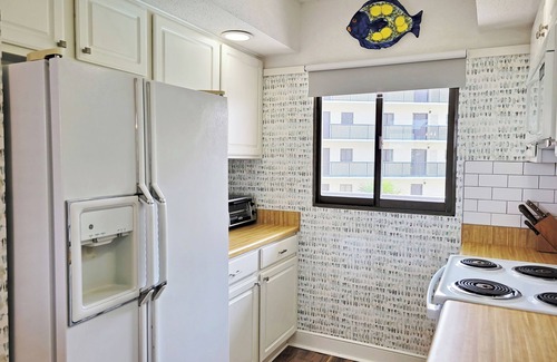 North Litchfield Beach Condo | Fourth Floor Condo Across from Beach Access, Balcony, Pool, Grill Area, Elevator