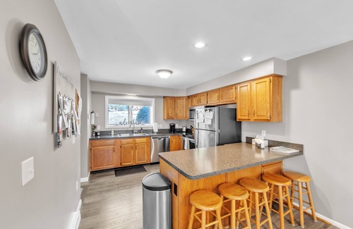North Creek House | Fox Lair 29l - Cozy End Unit With Mountain Views 2 Bedroom Townhouse by The Summit at Gore Mountain