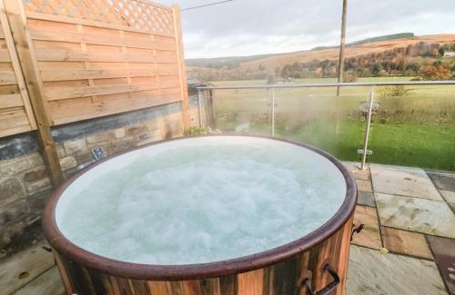Stannersburn House | Fox View Cottage