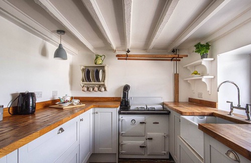 Launceston Cottage | Foxglove Cottage, in glorious Cornish countryside