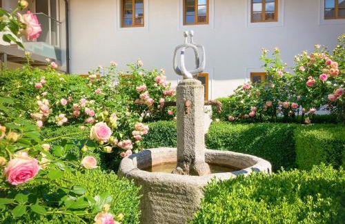 Ansfelden House | Frühstückspension Herzog zu Laah