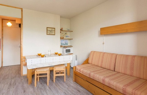 Montchavin Apartment | Studio in Montchavin, near center and slopes, valley view, TV, balcony