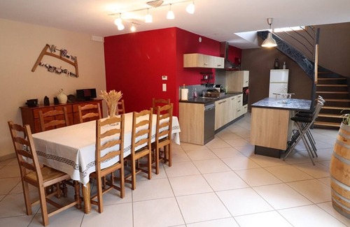Neuveglise-sur-Truyere Cottage | Gite Neuvéglise-sur-Truyère-Sériers, 3 bedrooms, 6 persons