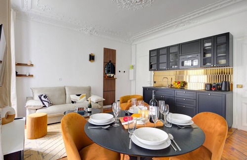 Batignolles Apartment | TBS 124 - Sophisticated and luxurious apartment