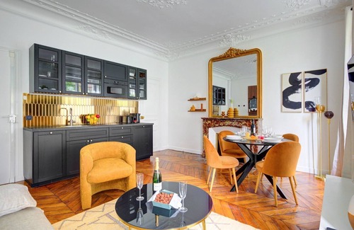 Batignolles Apartment | TBS 124 - Sophisticated and luxurious apartment