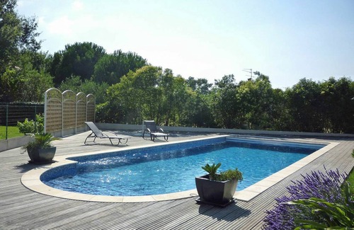 Saint-Genis Villa | 110 m² Villa ∙ 4 bedrooms ∙ 8 guests