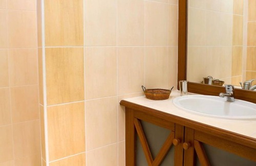 L'Aiguillon-sur-Vie House | Le Domaine de Fontenelles by Interhome