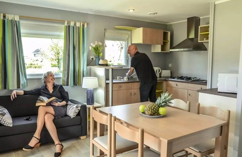 Villedieu-les-Poeles House | Mobiler Wohnkomfort 34 m2 (3ch-6/7 pers) + Terrasse 6 bis 7 Personen - 6 Pers. im Preis inbegriffen
