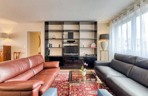 Quartier Vieux Marche-Cathedrale Apartment | Françoise, F5 avec parking