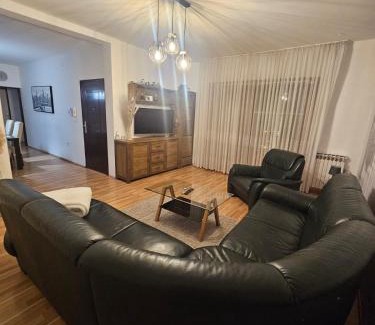 Novi Zagreb Apartment | Fran