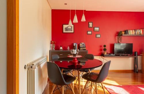 Ramalde Apartment | Francos Relaxing Apartment by the metro