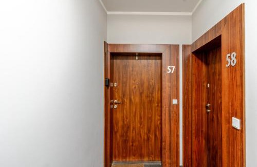 Katowice Apartment | Francuska Comfort Apartment by BookingHost