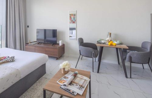 Jebel Ali Apartment | Frank Porter - Alexis Tower, Jebel Ali