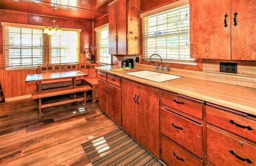 Big Bear Lake House | Frank's Old Bear-149 by Big Bear Vacations