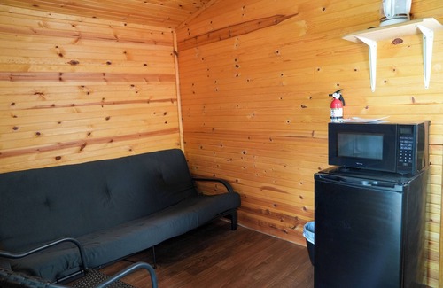 Sunrise Beach Cabin | Franky and Louie's Turquoise Cabin 3