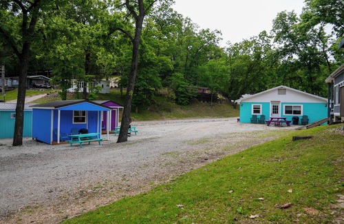 Sunrise Beach Cabin | Franky and Louie's Turquoise Cabin 3