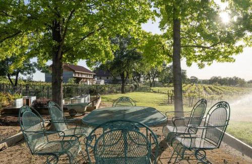 Shenandoah Valley House | Fraser Family Vineyard Estate Pet-Friendly Home