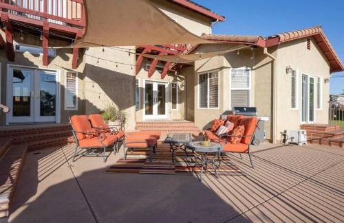 Shenandoah Valley House | Fraser Family Vineyard Estate Pet-Friendly Home