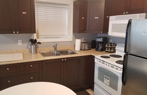 Guildford House | Fraser Heights 3 Br Basement Suite Surrey