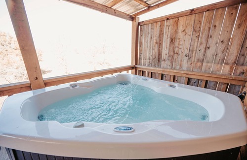 Fredericksburg Cabin | Fredericksburg Texas cabin with your own private Hot Tub and Sauna!