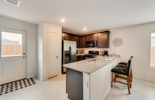 Weston House | - FREE 4K TV - The Serenity