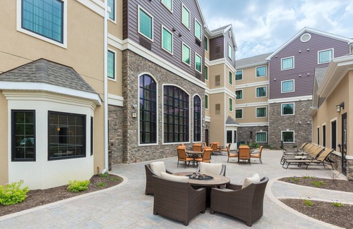 Canton Condo | Free Breakfast Buffet. Pool & Hot Tub Access. Great Location!